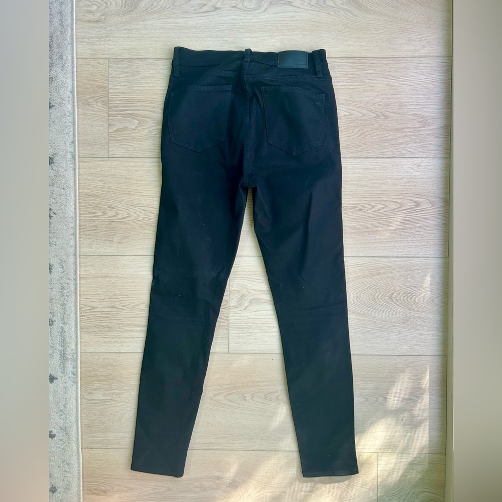 Madewell 10" High-Rise Skinny Jeans in Carbondale (Black) Wash (27) - Picture 4 of 6